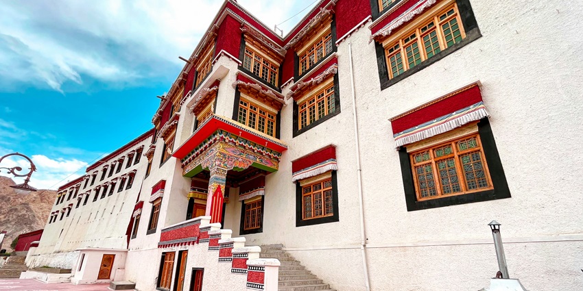 Offer prayers at the sacred Tibetan Monasteries on your trip to Himachal Pradesh, India.
