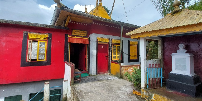 Mesmerising view of the Tibetan Refugee Self-Help Center in Darjeeling during the daytime.