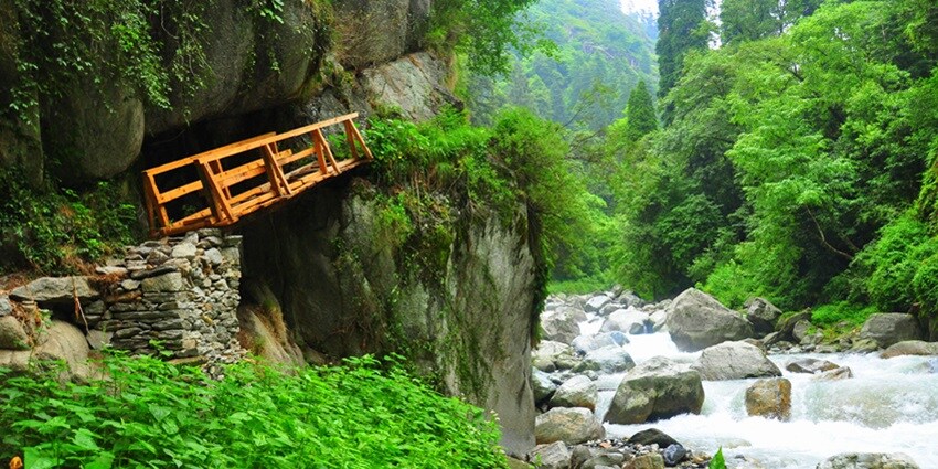 One of the most adventurous things to do in Shoja
