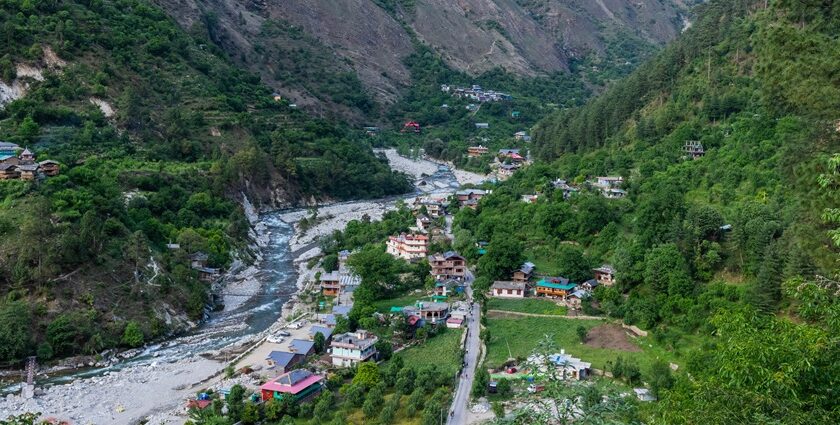 Places to visit in Tirthan Valley are a heaven for nature lovers to relax and explore.