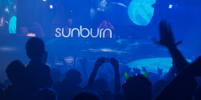 Tito’s Club offers its guests with several live performances, music and entertainment.