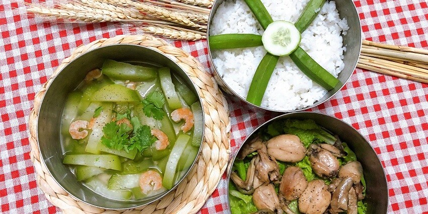 Tong Duy Tan offers some lip-smacking food to experience Hanoi nightlife to the fullest.