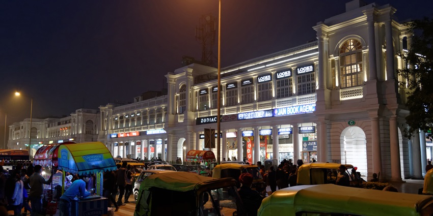 Image of Connaught place, at night it is one of the best places to visit at night in delhi