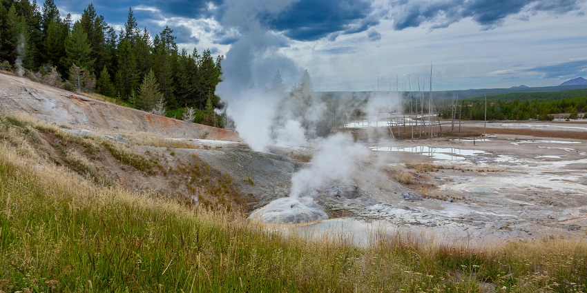 Toya Devasya is one of the best and the most beautiful hot springs in Kintamani.