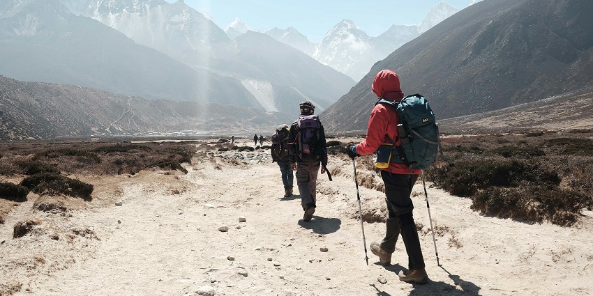 Enjoy trekking across the landscapes of Manali and take in the breathtaking scenery and diverse paths