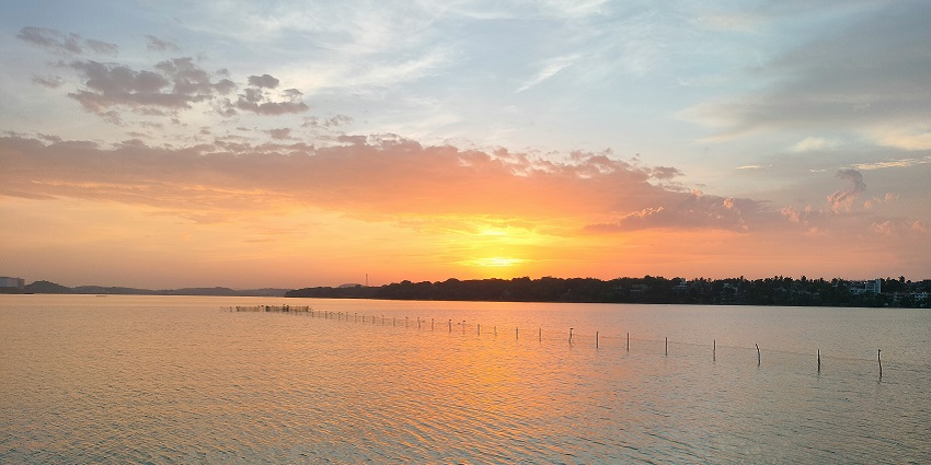 A mesmerising view of Trincomalee, one of the top spots to try scuba diving in Sri Lanka.