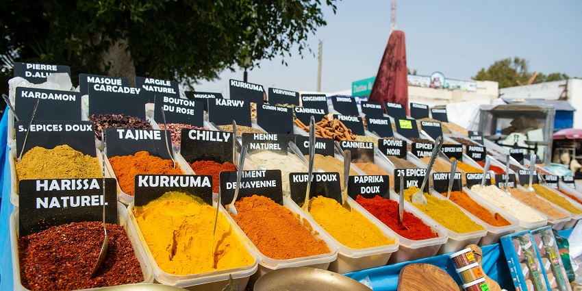You can also visit the nearby Tripunithura Market popular for selling a variety of spices.