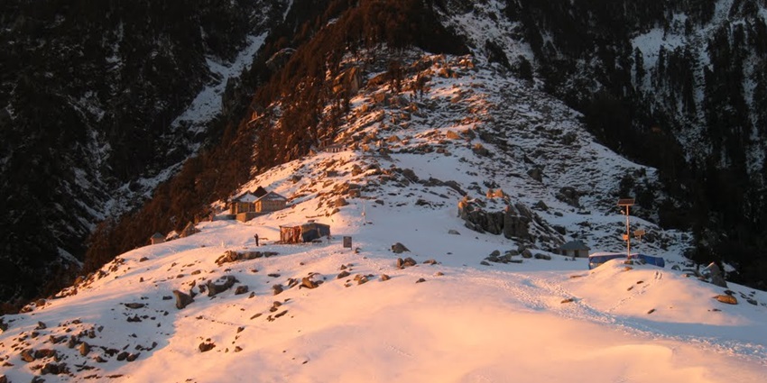 These hills are perfect for your quick hilltop getaway, with its trekking and camping spots
