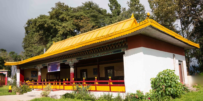 Tsuk La Khang Monastery, white walls and old-style buildings, stores old Buddhist books.