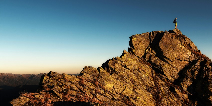 From high altitude to remote areas, there are many types of hiking in this region.