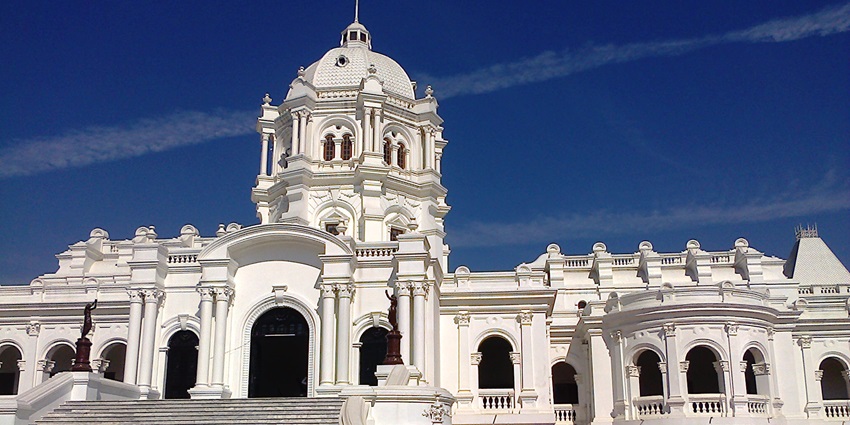 Ujjayanta Palace is one of the best and most popular places to visit in Agartala.