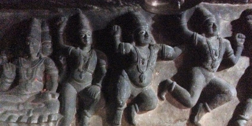 Undavalli Cavеs are the popular caves in Vijayawada besides Mogalrajapuram Caves.