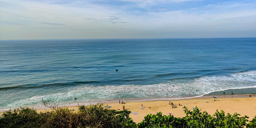 View of the serene beach of Varkala, one of the best places to visit in kerala in July