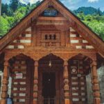 Witness the unique Himalayan architecture of Vashisht Temple in Himachal Pradesh.