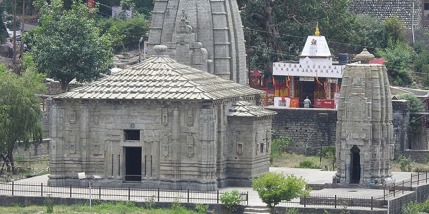 Veena Mata Temple, one of the revered places to visit in Sunder Nagar, has spiritual solace and natural beauty.