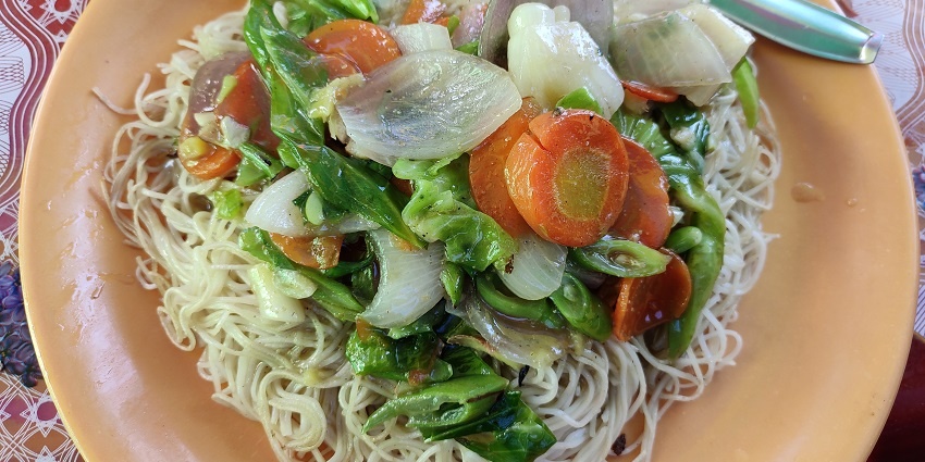 There are many restaurants near the attraction offering local and international cuisines.