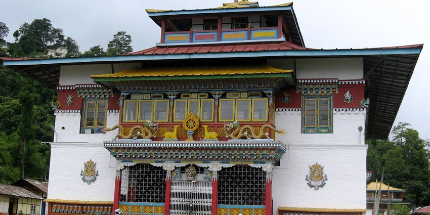 This monastery is situated the Himalayas, a perfect place for a escapade into the nature