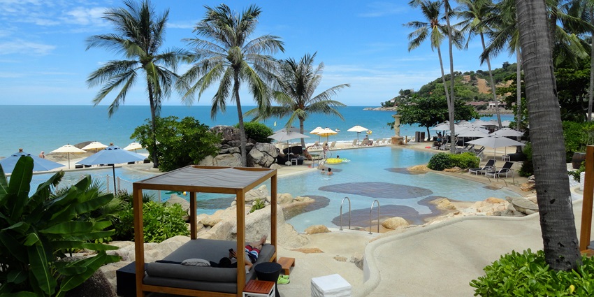 Idyllic Chaweng Beach with golden sands, clear turquoise waters, beaches in Koh Samui.