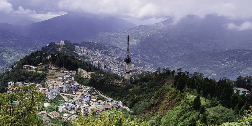 Gangtok is located on the foothills of the eastern Himalayas without any domestic airport.