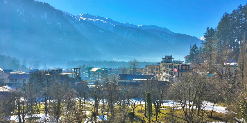 Old manali offers a glimpse into the more authentic, old school, and cultural side of the city