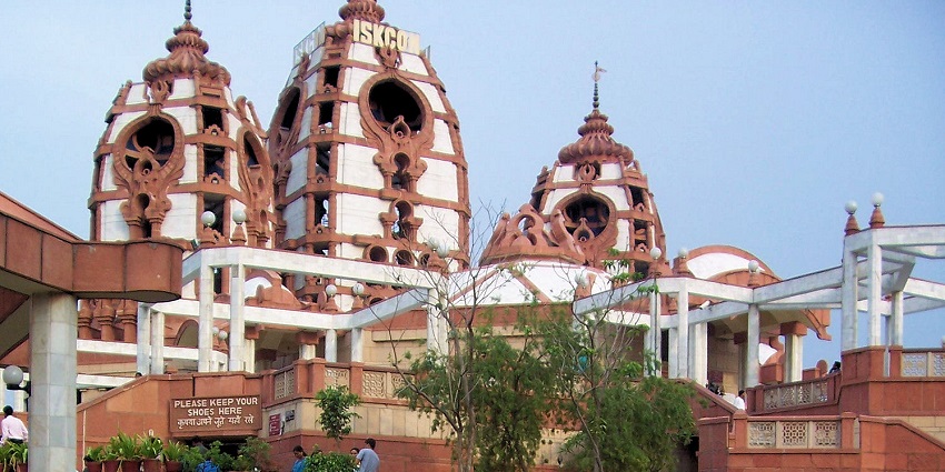 Visiting the beautiful ISKCON temple in South delhi one of the things to do on tour