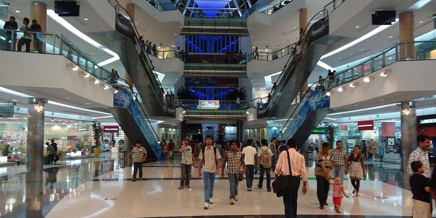 Garahat mall is a must-visit destination on your list of the shopping malls in kolkata