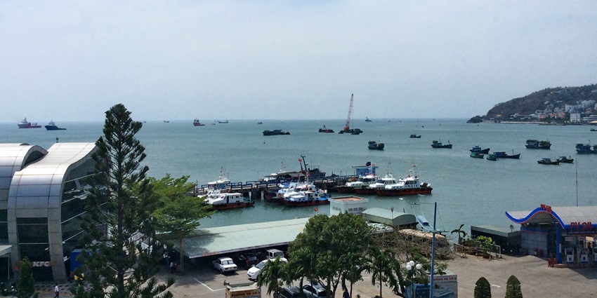 A view of azure waters of Vung Tau Beach, one of the top beaches in Ho Chi Minh City.