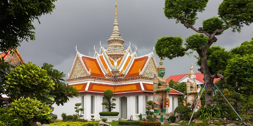 Wat Arun is one of the most famous attractions near Bangkok National Museum.