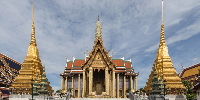 Wat Phra Kaew is a revered majestic temple, displaying Thailand’s heritage and traditions.