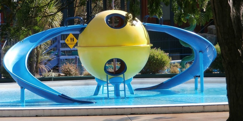 Beautiful image of the sledge in the Fun and food water park new Delhi