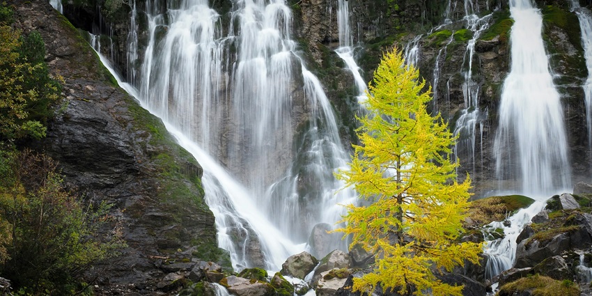 Dudu Waterfall is a grand cascading stream near the Ramnagar Fort in Udhampur, J&K