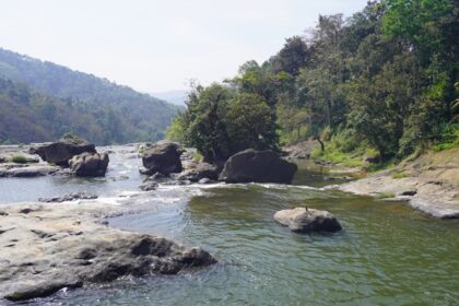 Witness the mesmerising views and calming ambience at the Sreenarayanapuram Waterfalls