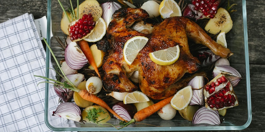 There are many eateries offering appetising dishes near Daranghati Wildlife Sanctuary.