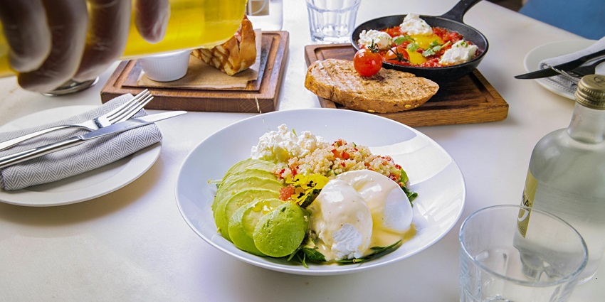 Savour the delicious foods of the United Arab Emirates on your visit to the Dubai Museum.