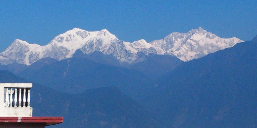 Enjoy a comfortable stay at the hotels near the famous Rinchenpong Monastery in Sikkim