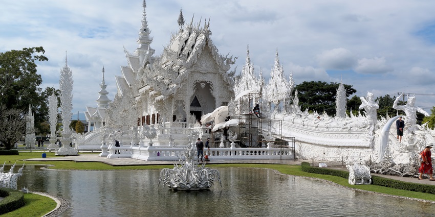 A glimpse of the pristine White Temple in Chiang Rai, an epitome of elegance and grandeur.