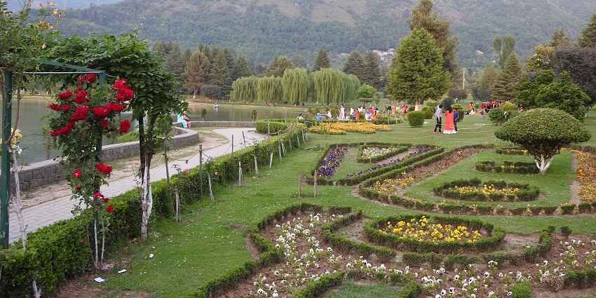 This park takes tourists on a journey through the past tales and traditions of Baramulla