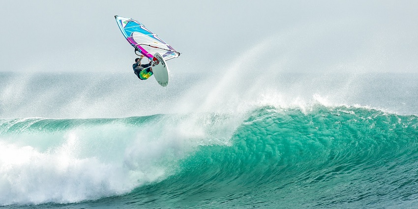 You can glide against water and view the majestic Indian Ocean while windsurfing.