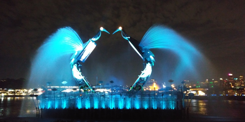 Wings of Time, an outdoor night show, is a highly recommended show to enjoy in Singapore.