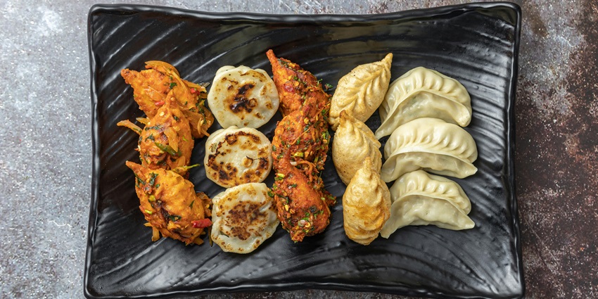 There are many eateries near Eaglenest Wildlife Sanctuary providing delicious food.