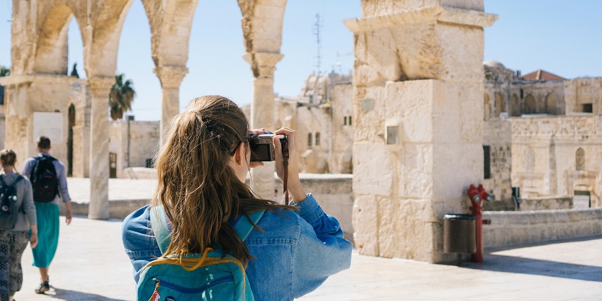 Visitors must keep in mind some important factors or travel tips before visiting the place.