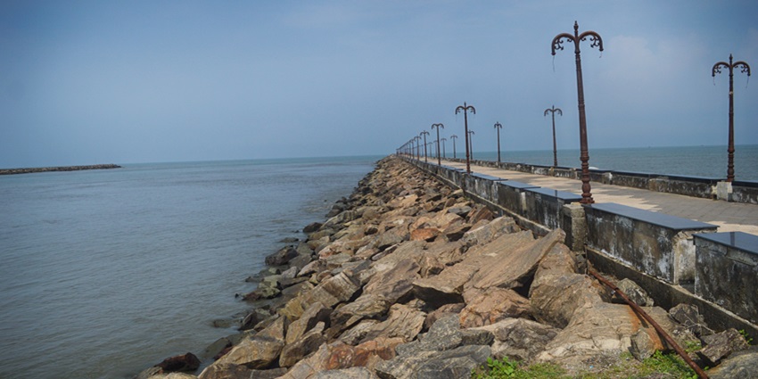 With special Uru ships, this beach serves a perfect spot for serenity and relaxation.