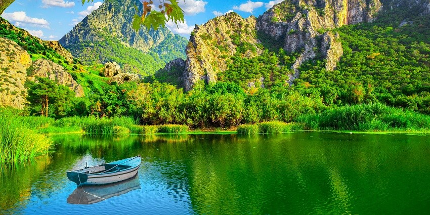 Dumboor Lake is a beautiful lake and a tourist hotspot for birdwatching, & boating.