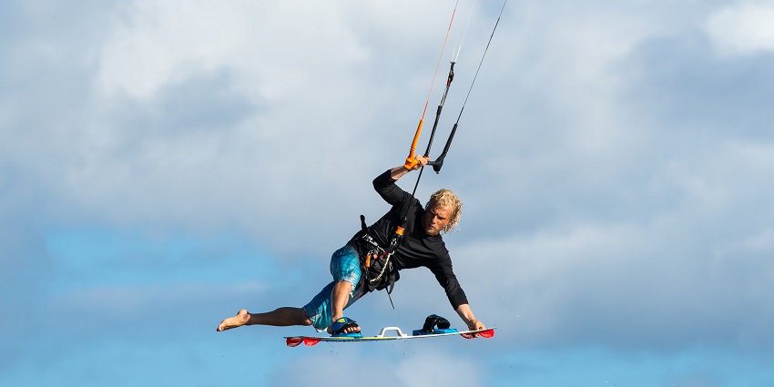 Blue Safari Water Sports offers breathtaking flights over some iconic locations.
