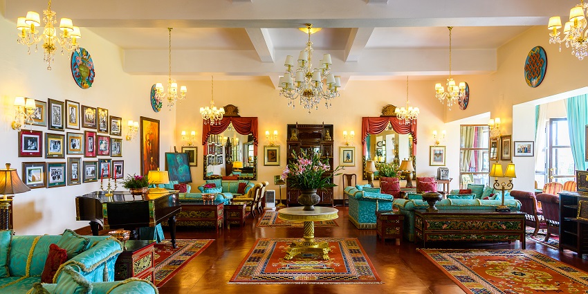 Gangtok offers several budget and luxury stays catering to different preferences.