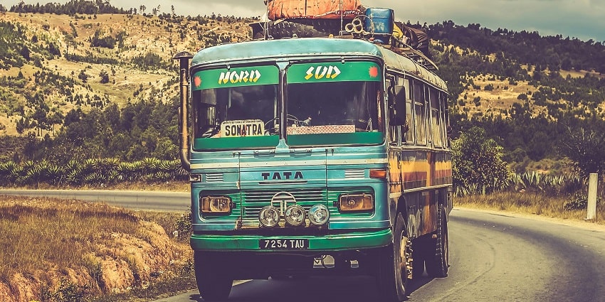 One of the best ways to travel to the sacred attraction in Odisha is via a bus or a taxi.
