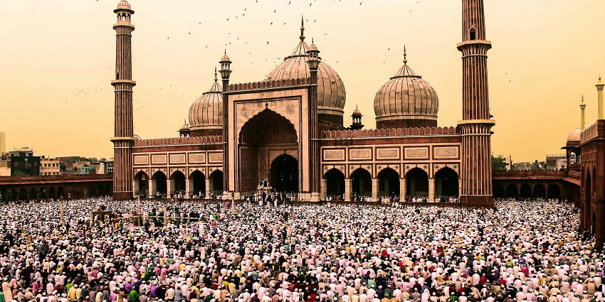 It is recommended to explore the historical marvel in Delhi during the winter season.