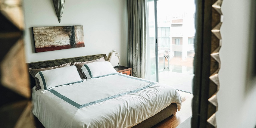 Accommodations nearby offer a variety of facilities according to the needs of travellers