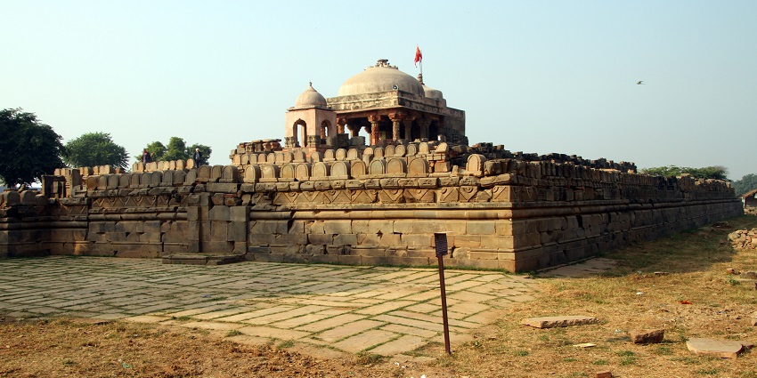 Temple near Chand Bawdi, Mehandipur Balaji, dedicated to the goddess of joy.
