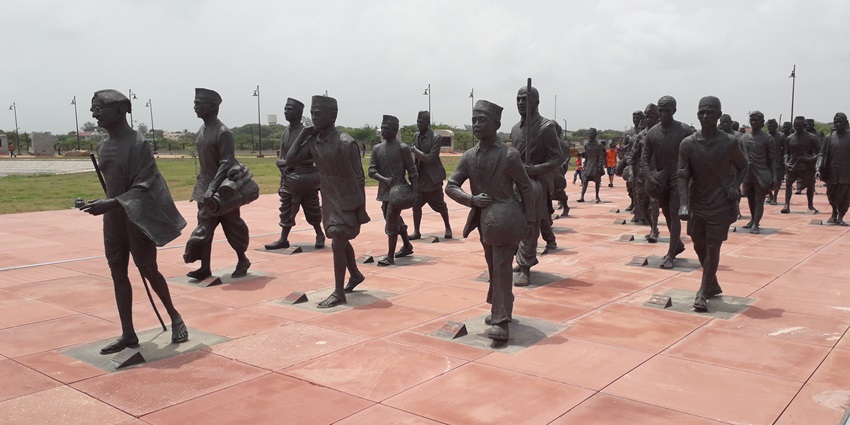 A fascinating view of statues of freedom fighters and people during the salt satyagraha.